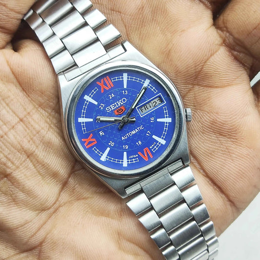 Seiko 5 Automatic Watch 7019A with Blue Dial Day Date and 17 Jewels for Men