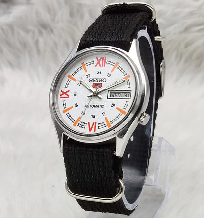 Seiko 5 Automatic Watch 7009A: Timeless Style Meets Precision Engineering