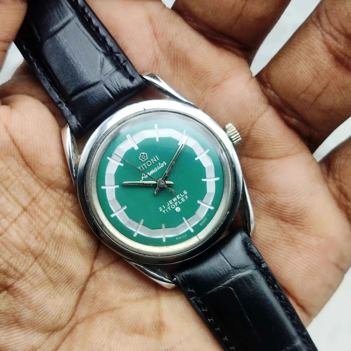 Titoni Women's Watch Green Dial - 21 Jewels Handwinding Elegance
