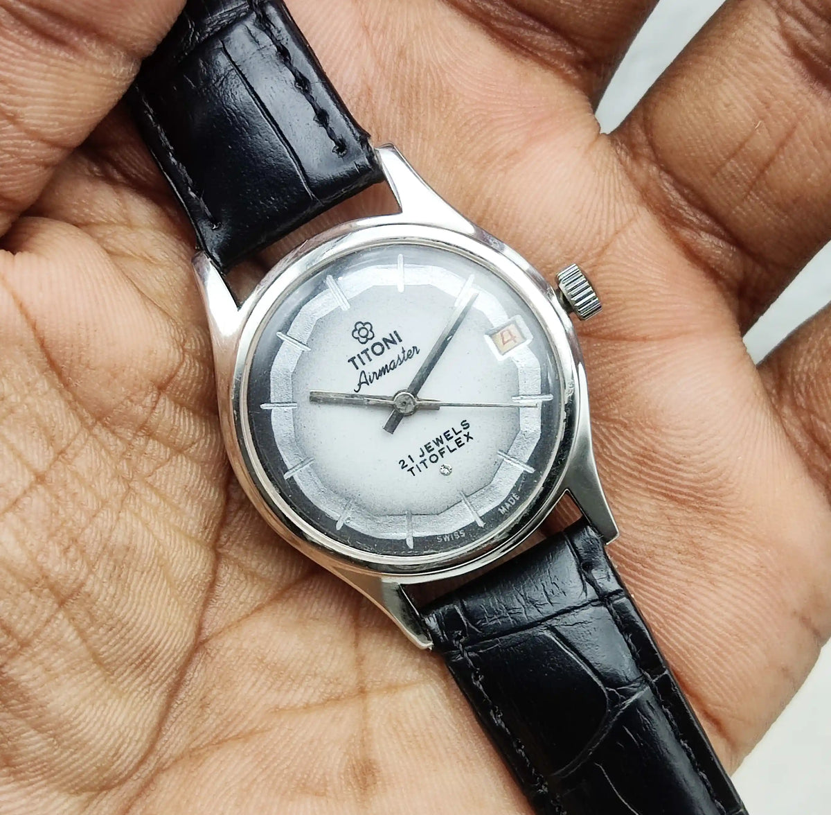 Titoni Airmaster Women's Watch Gray Dial - 21 Jewels Handwinding