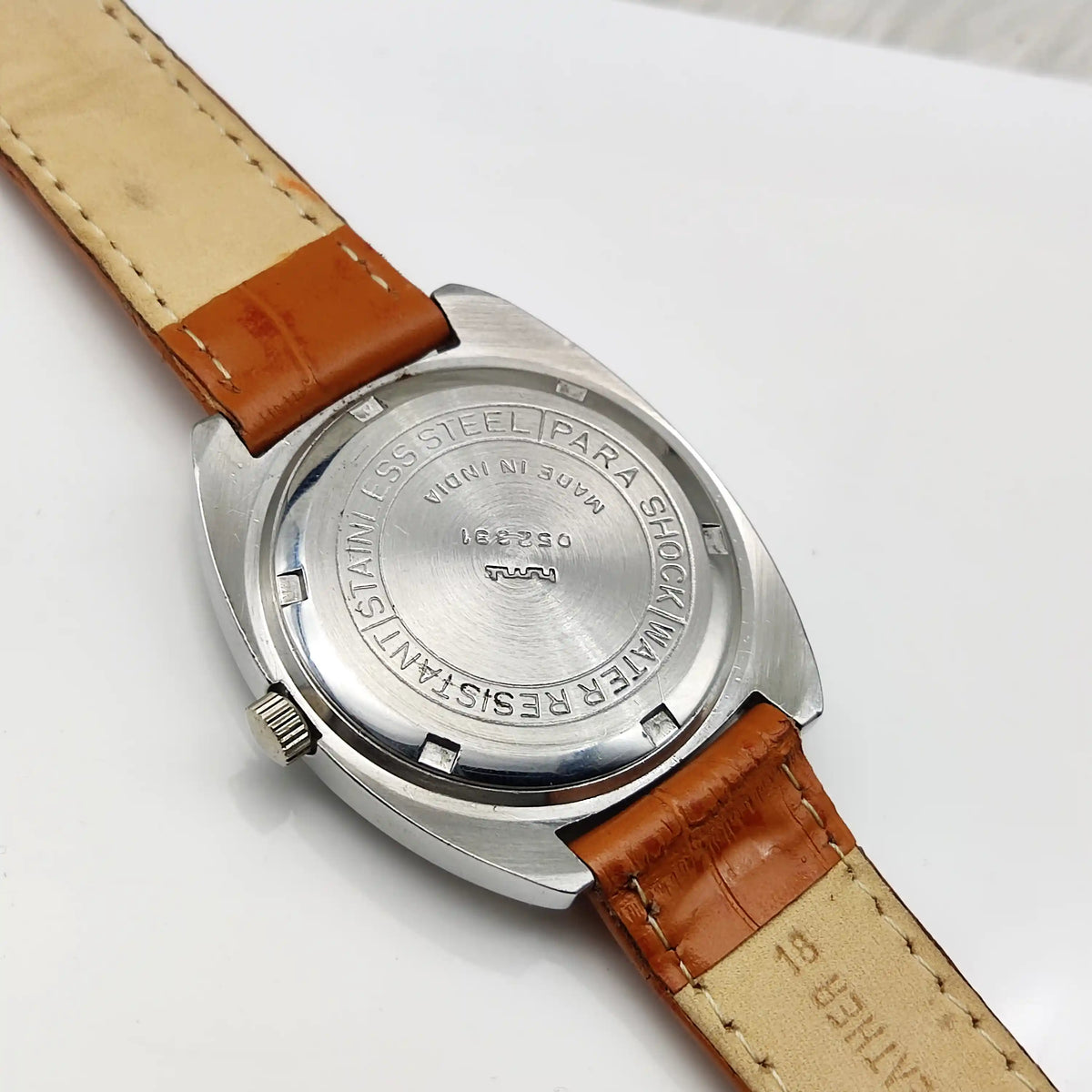 Elevate Your Style with the HMT Kohinoor Mechanical Watch