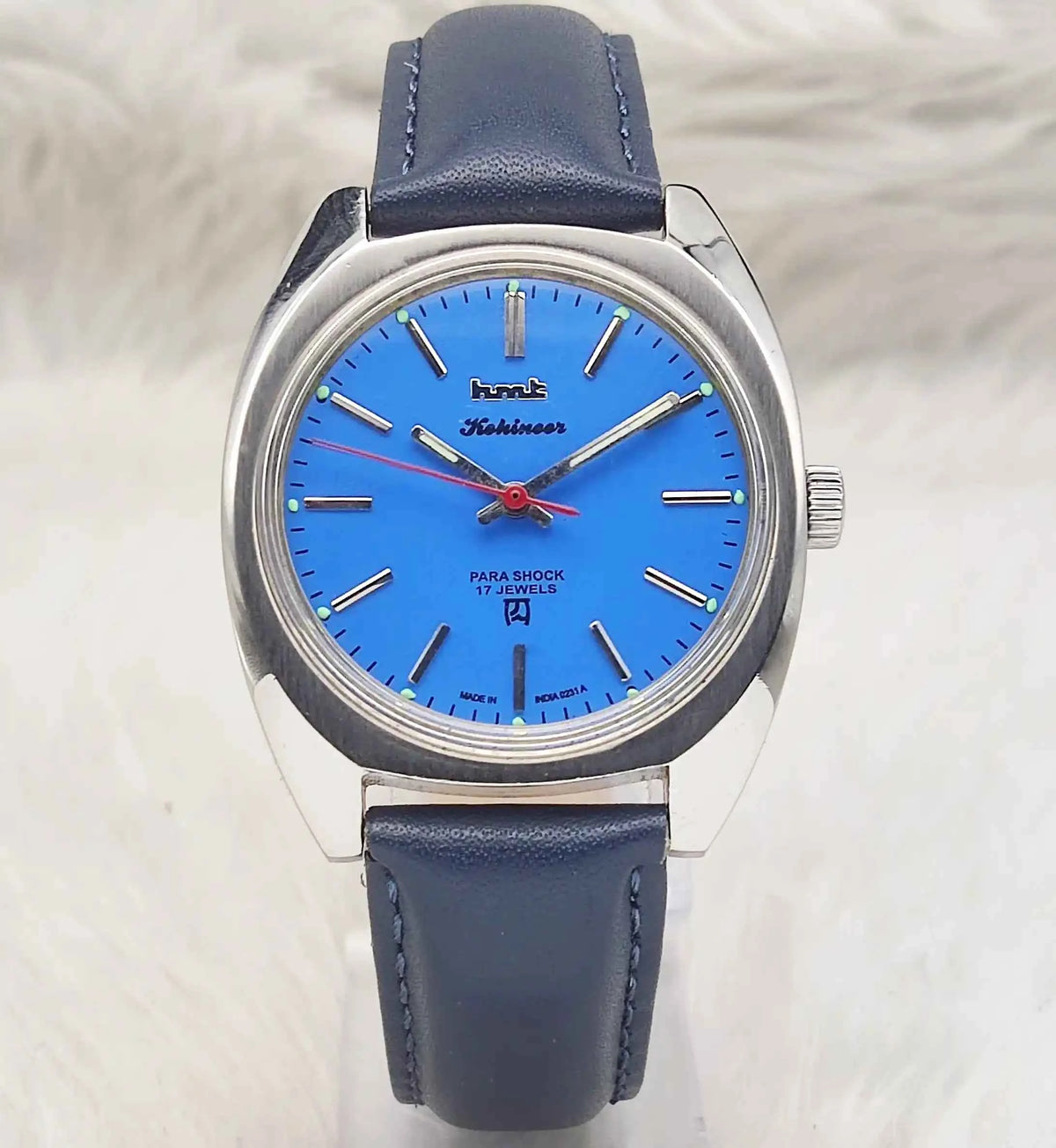 HMT Kohinoor Peacock Blue Dial Watch - 17 Jewels Men's Handwinding Timepiece for Timeless Style
