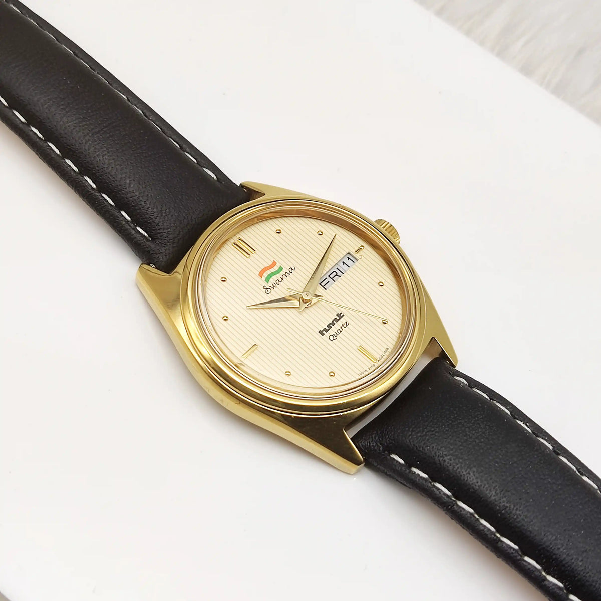 Elevate Your Style with the HMT Swarna Quartz Watch - Cream Dial Luxury