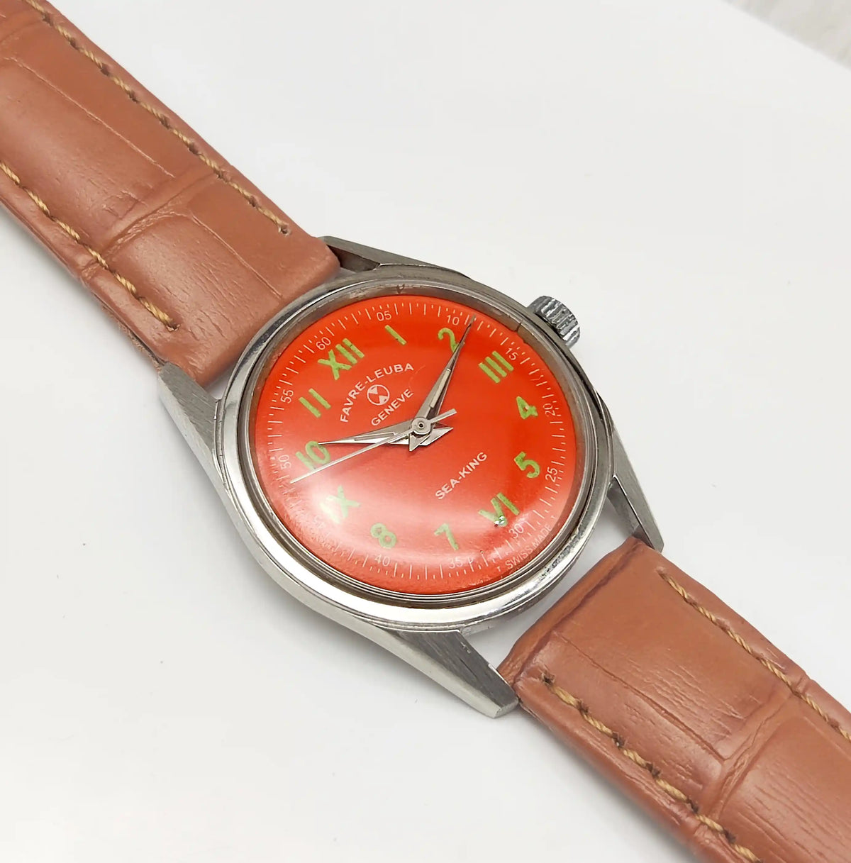 Favre Leuba Women's Watch – Reddish Dial, 17 Jewels, Handwinding