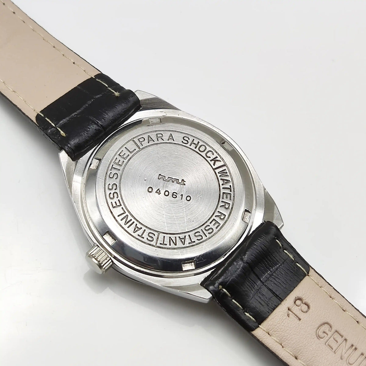 HMT Handwinding Men's Watch – Timeless 17 Jewels Mechanical Elegance