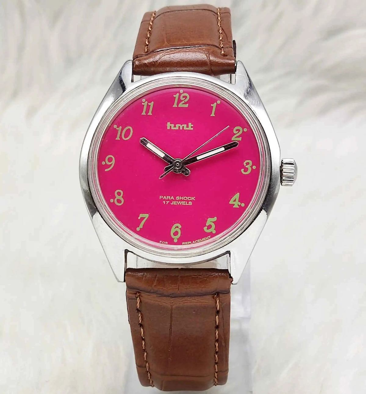 HMT Handwinding Men's Watch with Pink Dial and English Numerals - 17 Jewels