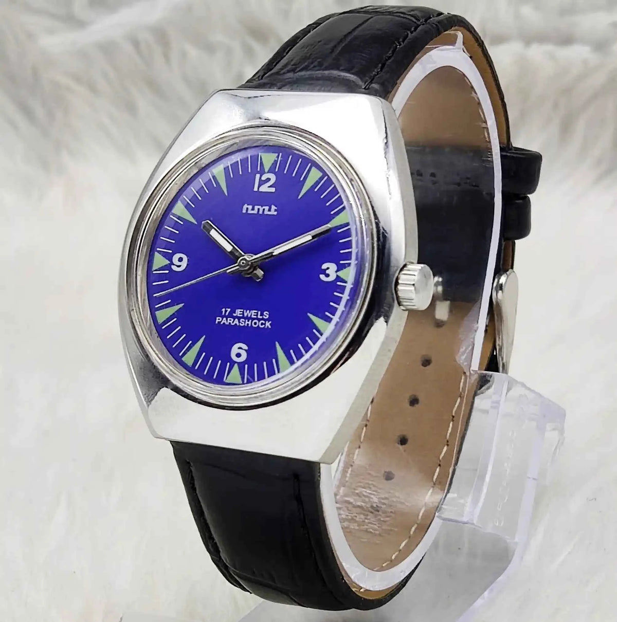 HMT Handwinding Watch Blue Dial - 17 Jewels for Timeless Elegance