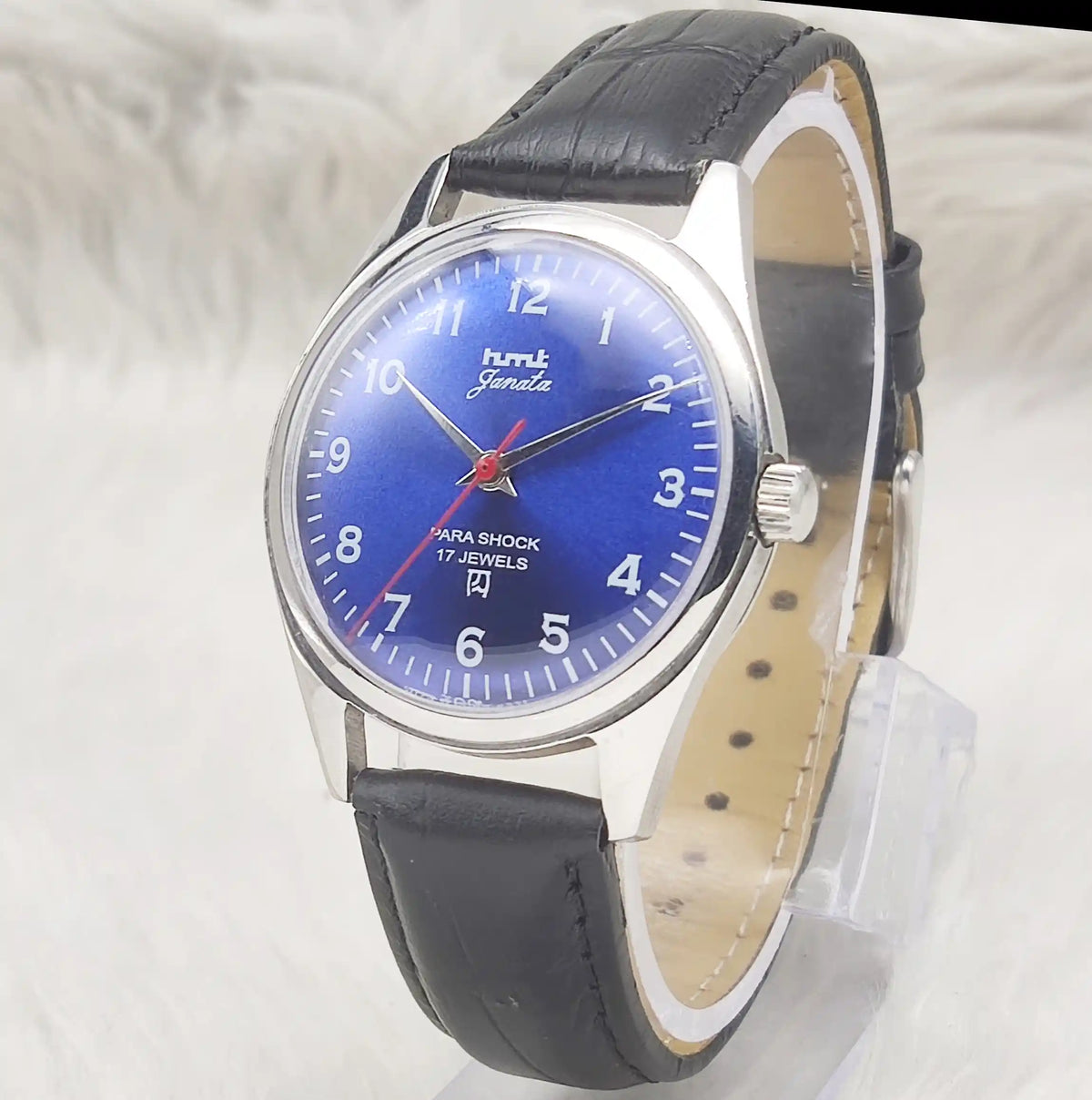 HMT Janata Handwinding Watch - A Timeless Classic with a Bluish Dial