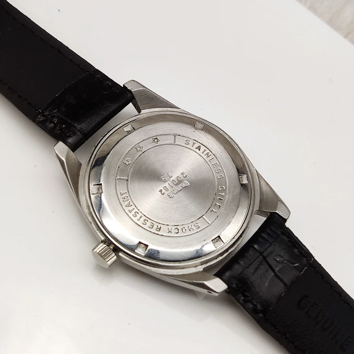 HMT Janata Watch – Red Apple Dial Handwinding 17 Jewels