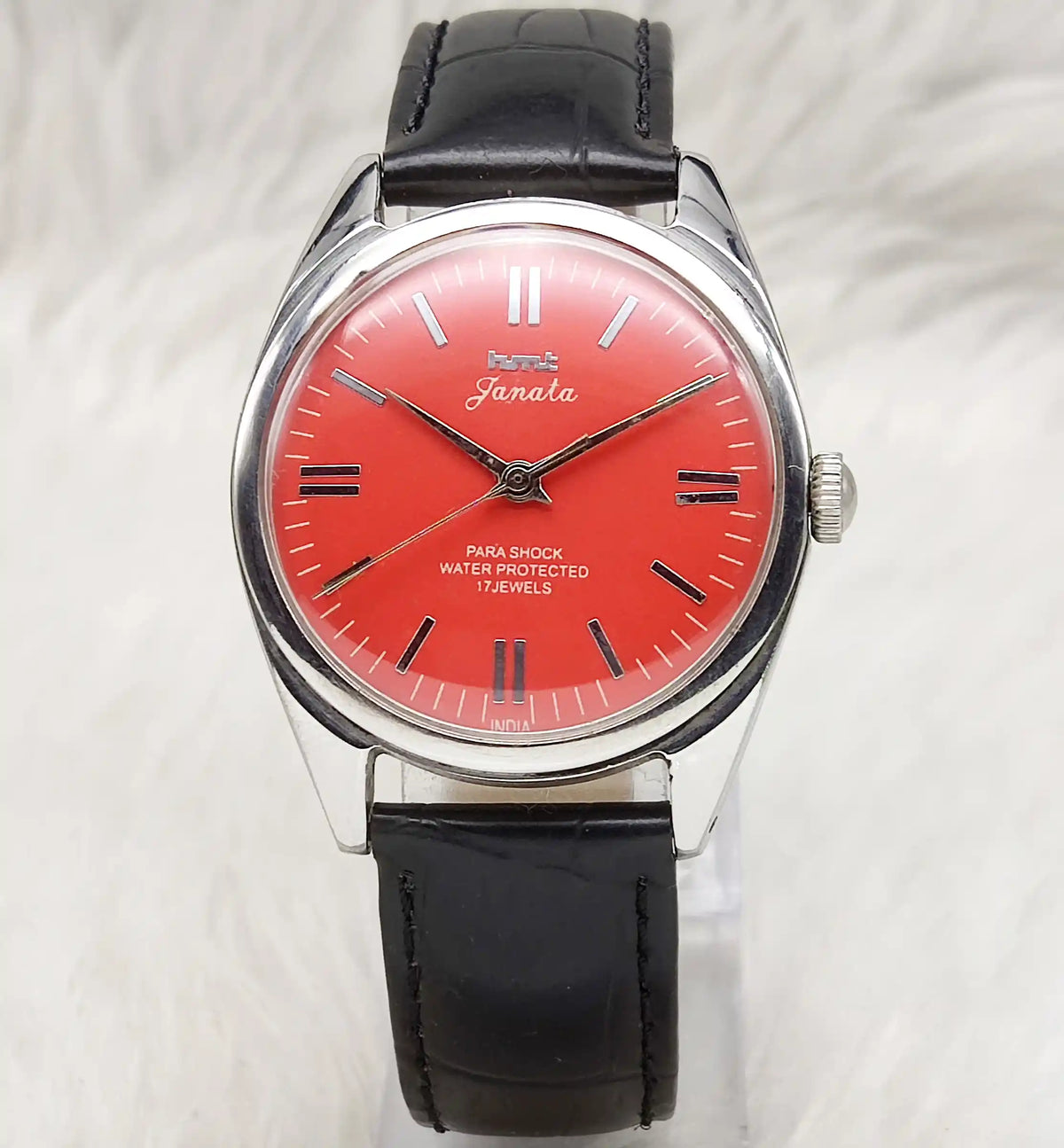 HMT Janata Stick Watch – Timeless Reddish Dial with Handwinding Precision