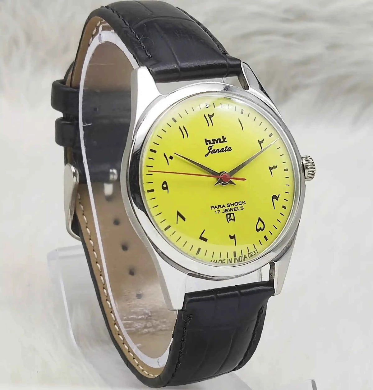 HMT Janata Yellow Dial Watch with 17 Jewels and Handwinding Mechanism