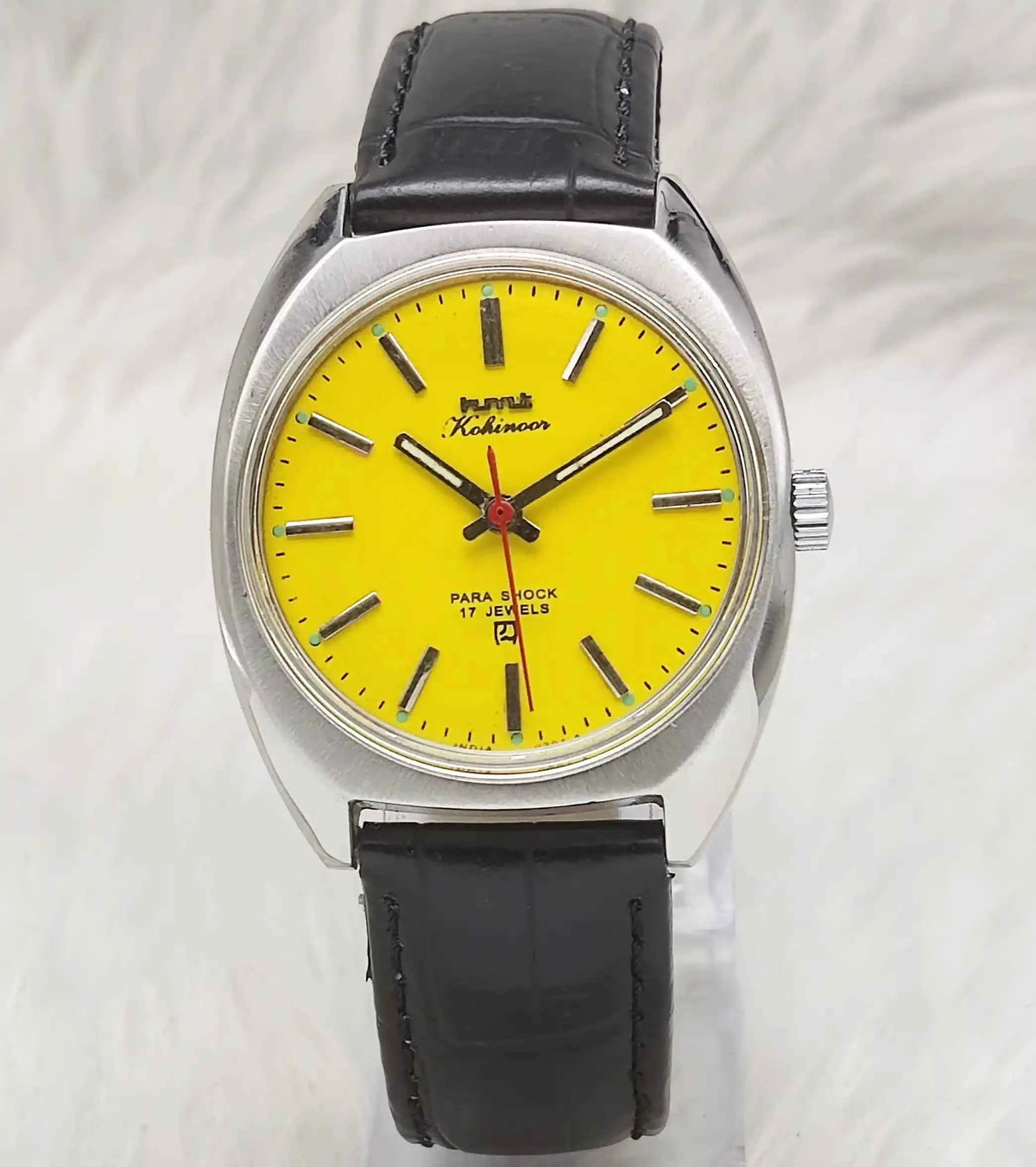 HMT Kohinoor Mechanical Watch 17 Jewels with Yellow Dial and Handwinding Movement