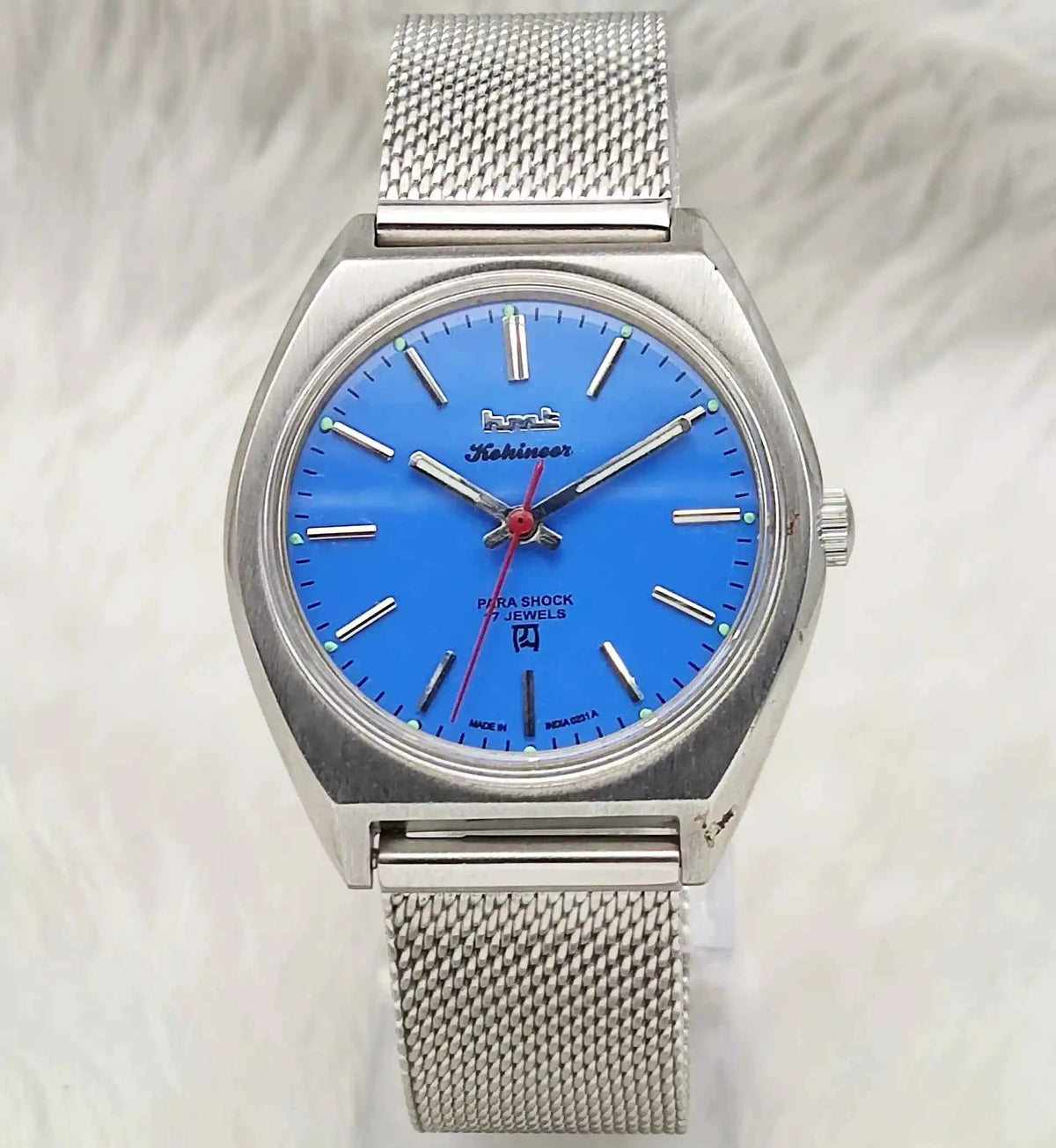 HMT Kohinoor Sky Blue Dial Watch: Experience Timeless Elegance