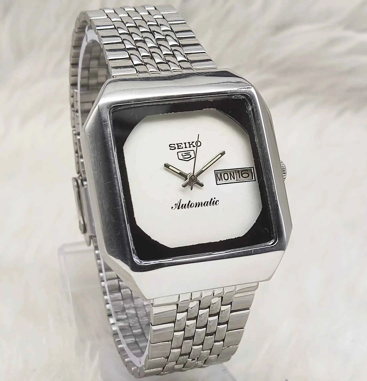 Seiko 5 Automatic Men's Watch 6309A with Silver Dial and Day-Date Features, 17 Jewels