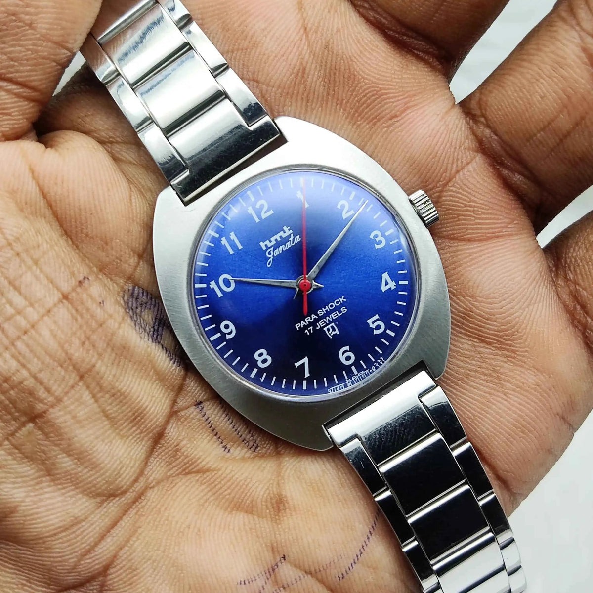 HMT Janata Blue Dial Watch with 17 Jewels and English Numerals