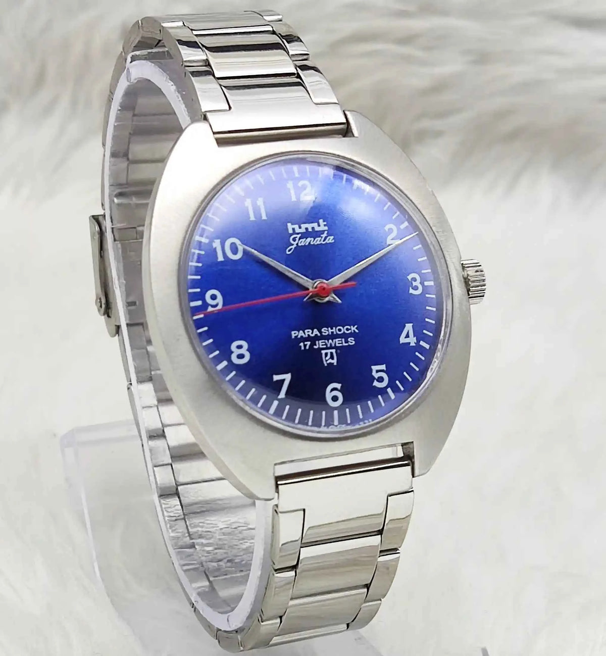 HMT Janata Blue Dial Watch with 17 Jewels and English Numerals